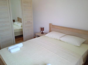 Гостиница Sun Apartments  Тиват